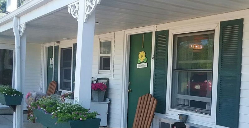 Sunset Acres Motel - Web Listing (newer photo)